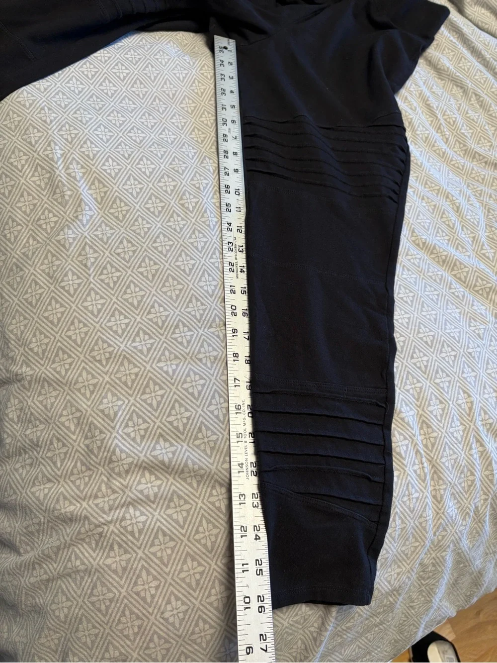 Torrid size 2 moto style leggings black no pockets. - Picture 6 of 8